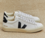 Zapatillas Veja campo blanca negra