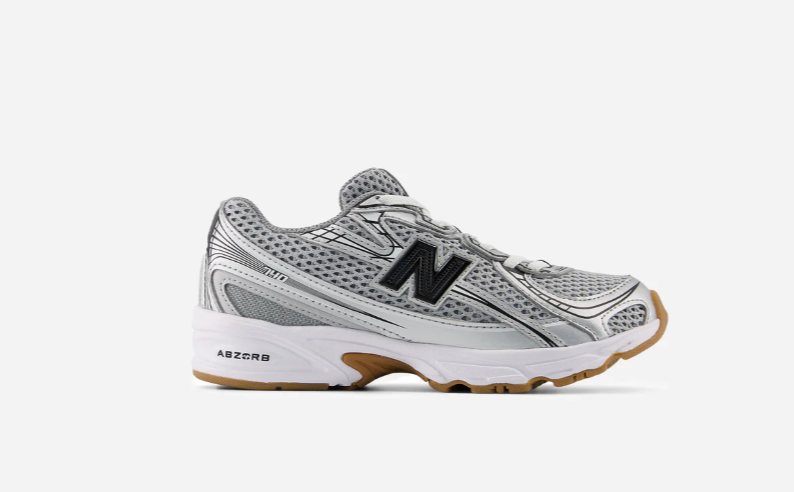 New Balance -Niños- Bungee de 740 GB PLATA METÁLICA